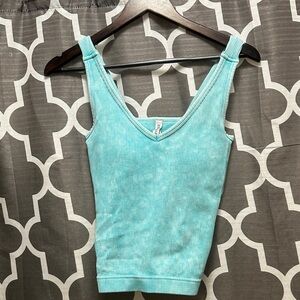 Zenana Outfitters Turquoise Ribbed V-Neck Tank Top